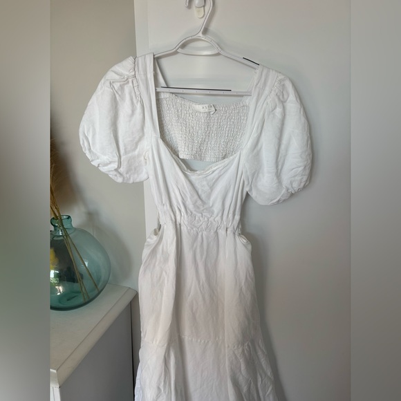 Astr White Midi Dress - Picture 3 of 4